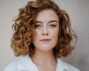 Nikki Shiels_Hero355x284